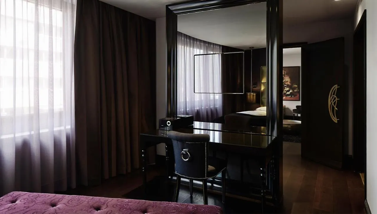 *****  Roomers, Frankfurt, A Member Of Design Hotels Francoforte sul Meno Germania