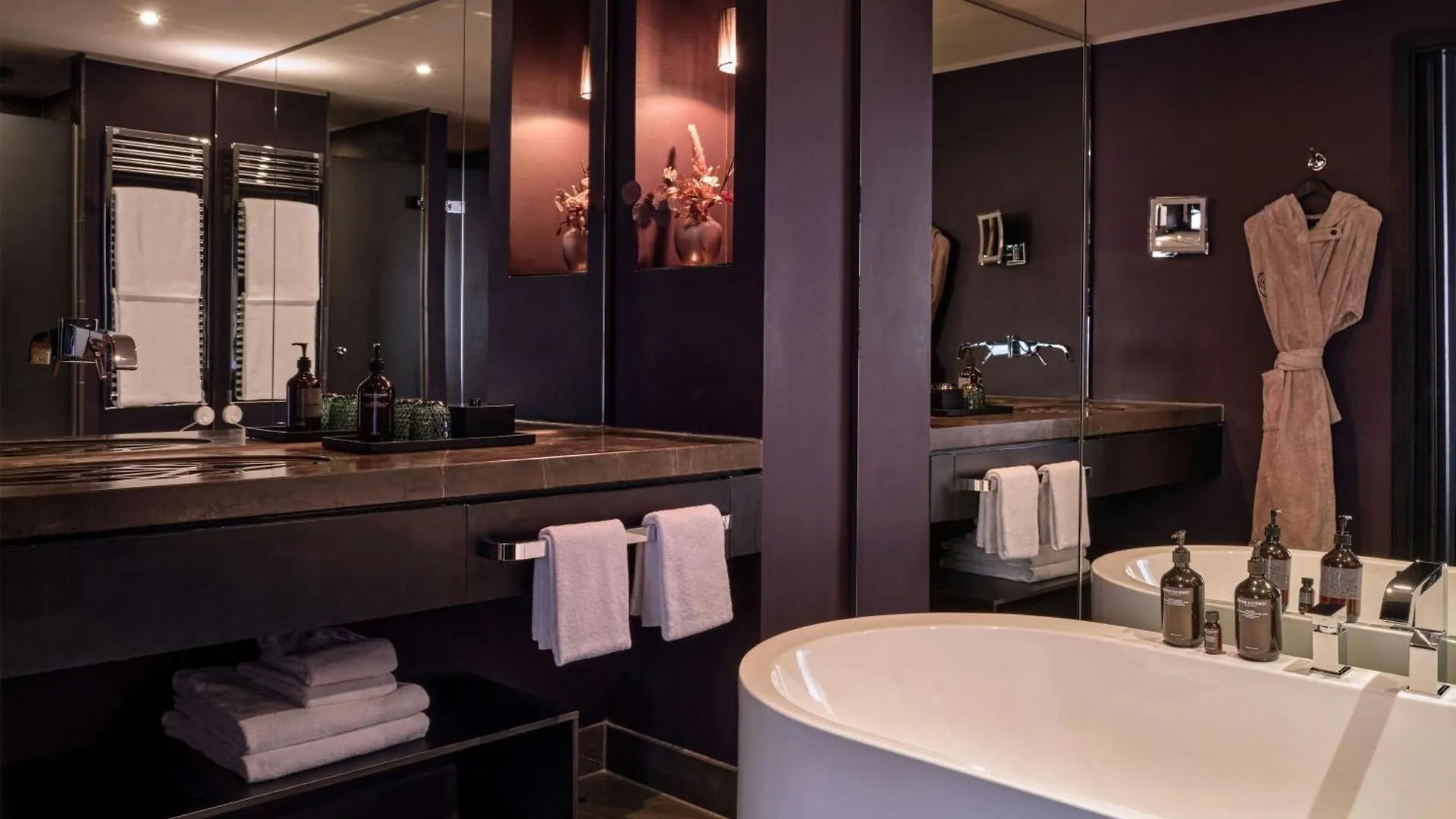 Roomers Frankfurt Central, Autograph Collection Frankfurt am Main