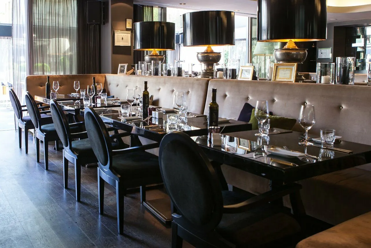 Roomers Frankfurt Central, Autograph Collection Frankfurt am Main 5*,